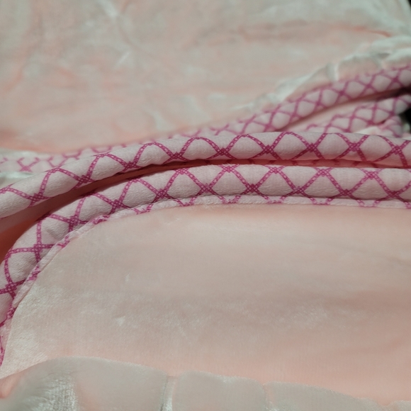 Baby blanket pink color - Picture 3 of 3